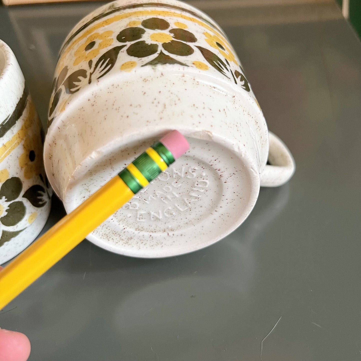 1970s Bilton mugs with retro yellow and brown flowers