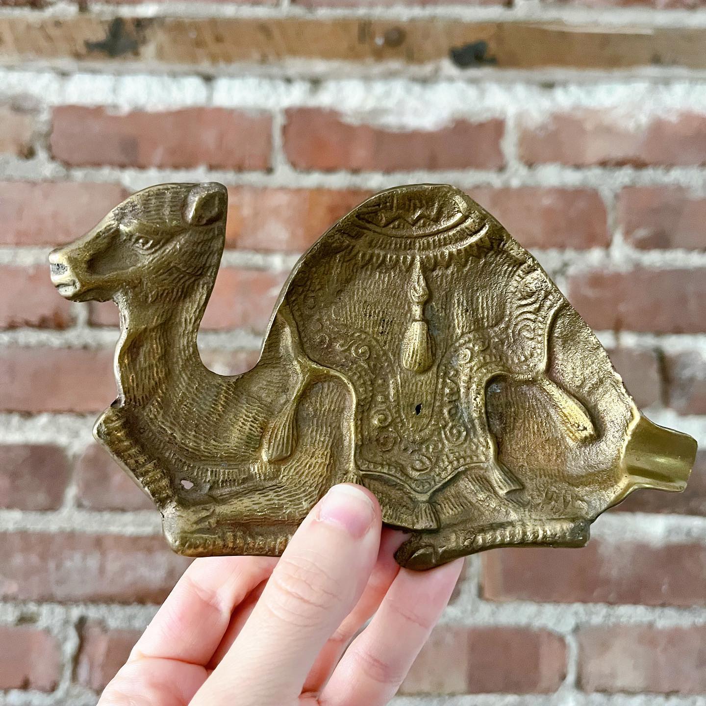 Brass camel ashtray - No Kill Vintage