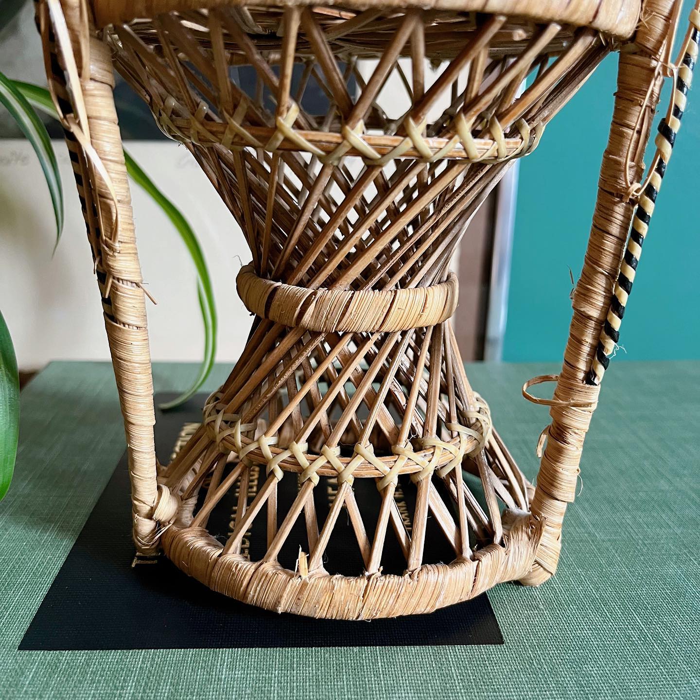 Mini rattan peacock chair - No Kill Vintage