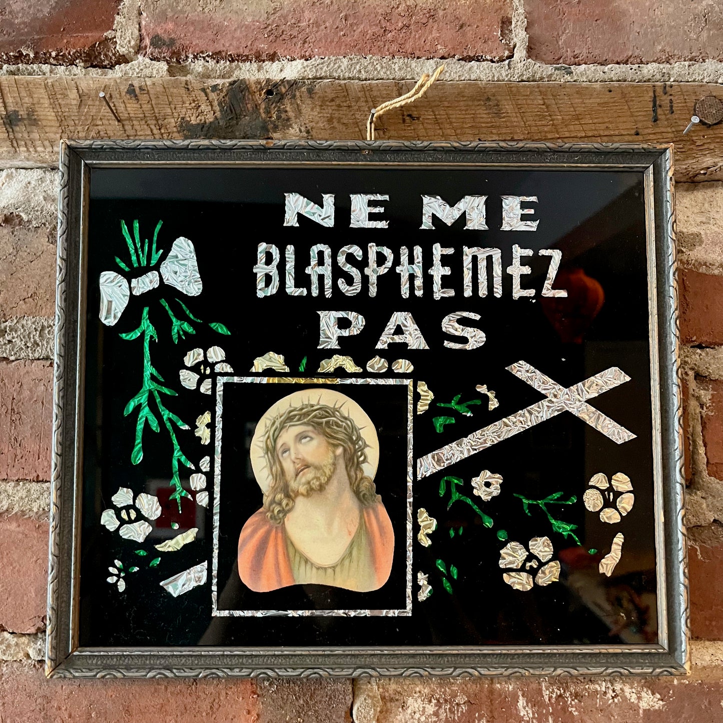 "Ne me blasphemez pas" sparkly vintage Jesus frame