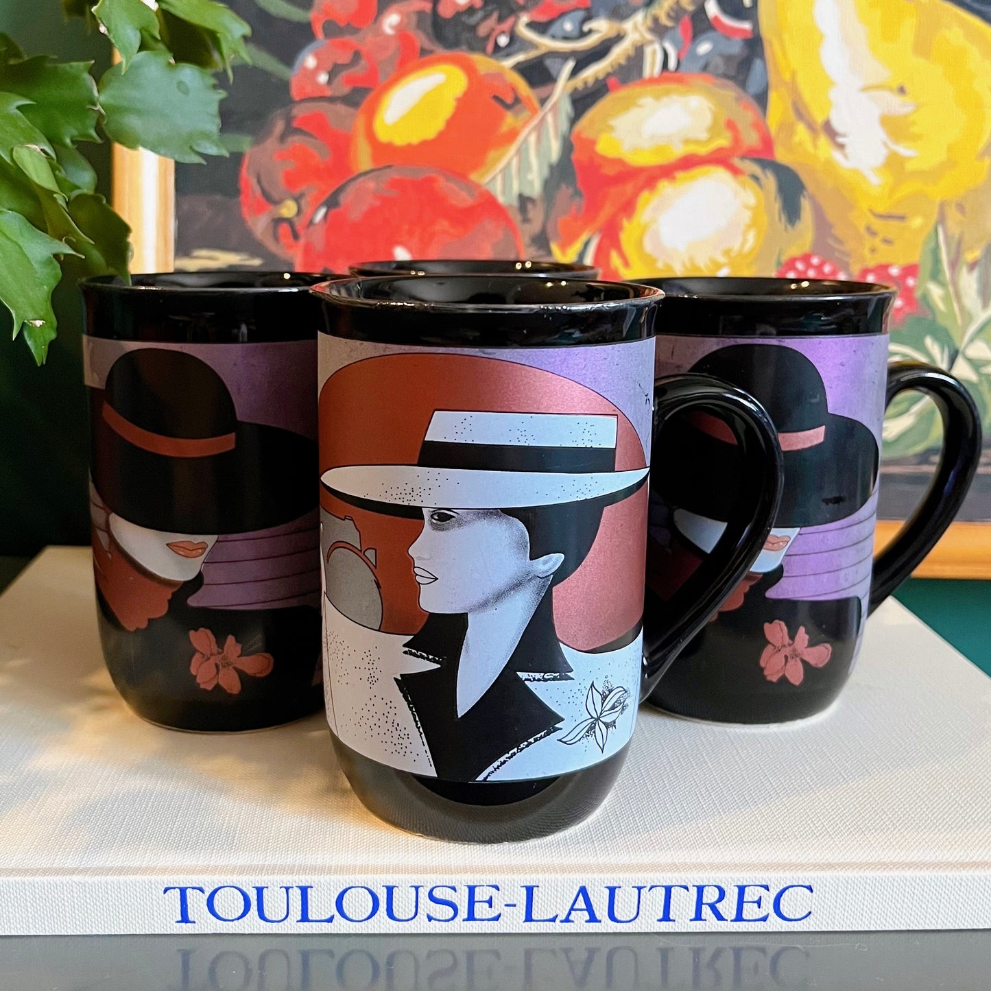 Tasses glamours des 80s avec motifs des visages