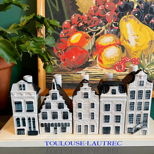 KLM Delft white and blue ceramic houses