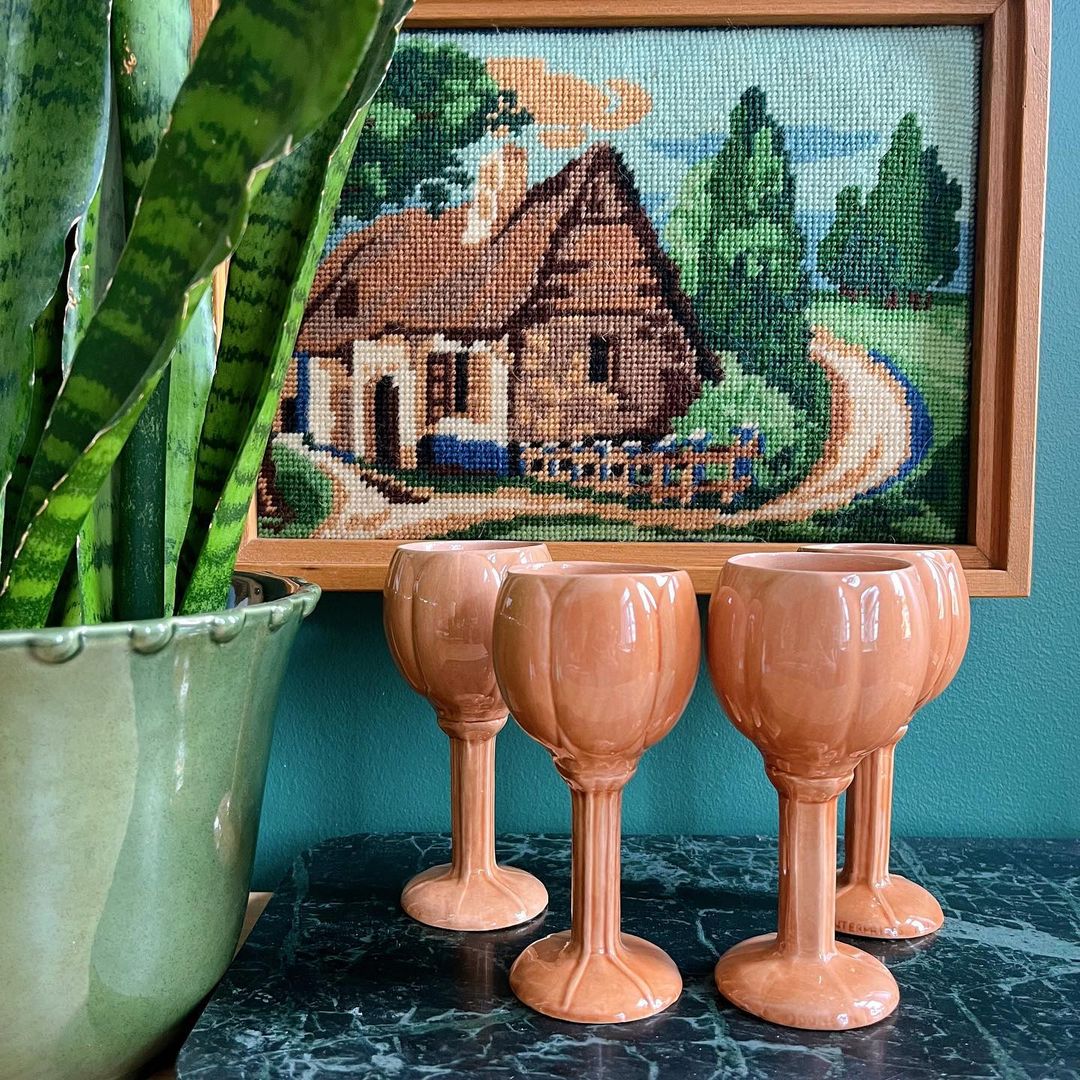 Pastel orange wine glasses - No Kill Vintage